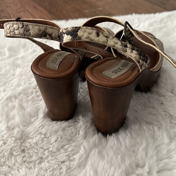 Steve Madden Chunky Heel - Picture 2 of 4